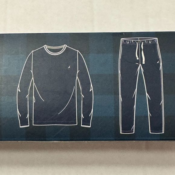 Nautica NWB Sz M Men's PJ Set Maroon/Green Multi Crew Neck Cozy Pants - Picture 7 of 12